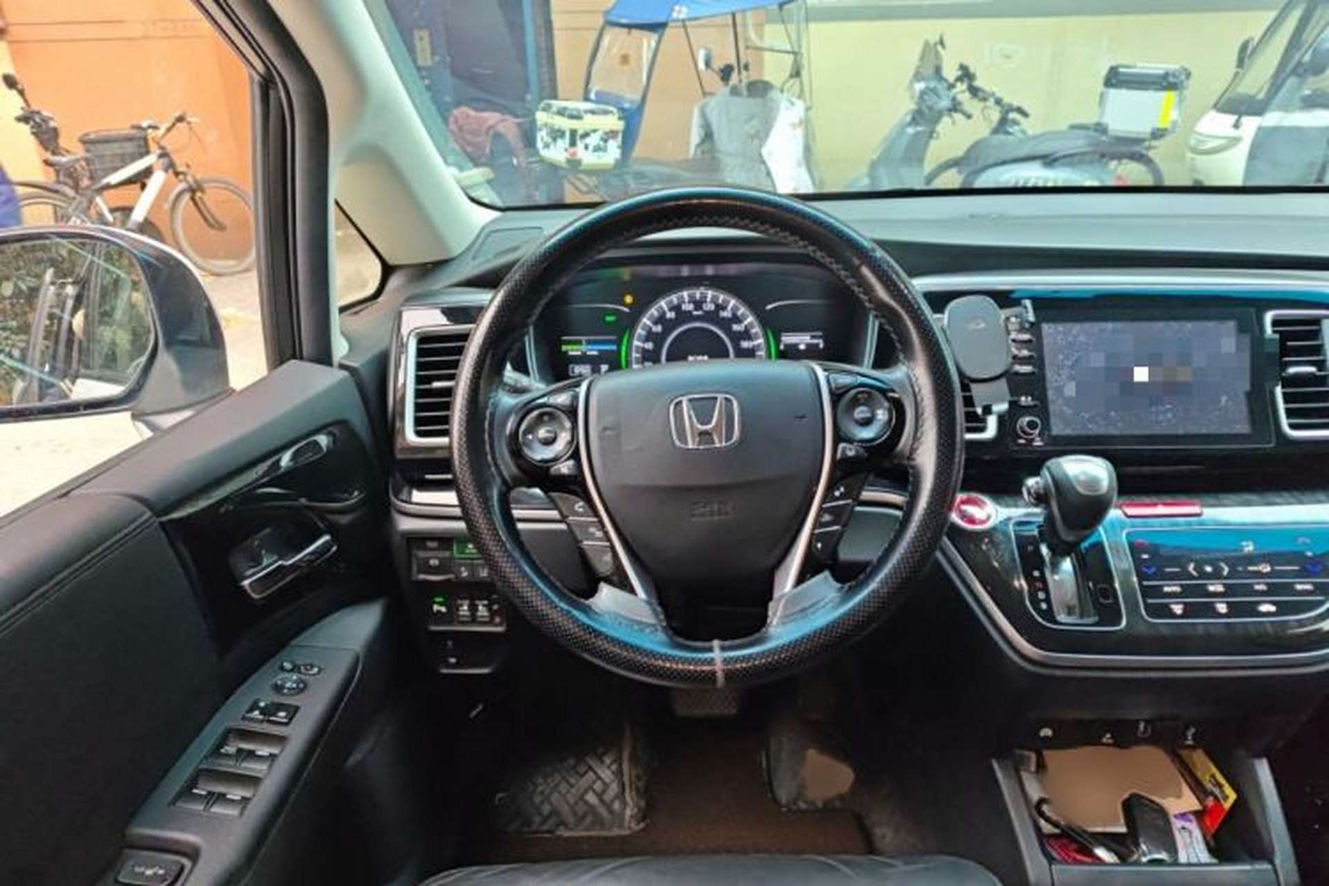 Used Honda Elysion 2019 2.0L Hybrid Luxury Edition Steering Wheel