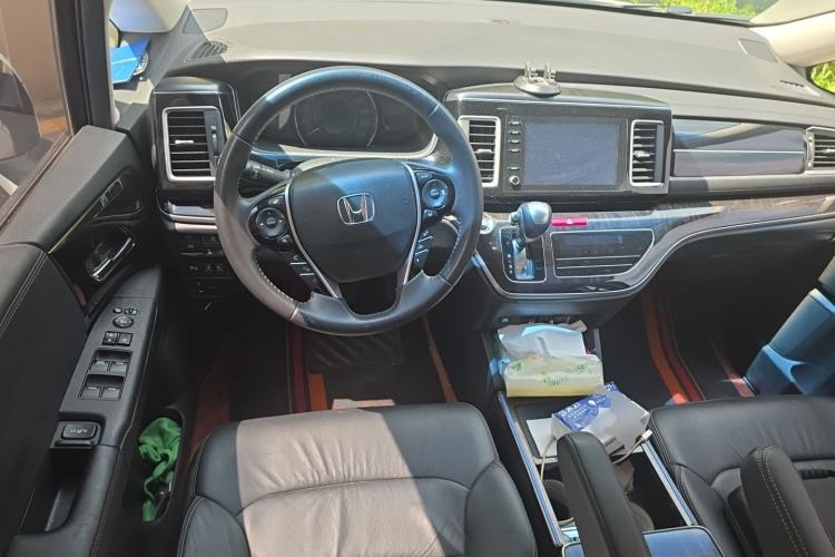 Used Honda Elysion 2019 2.0L Hybrid Luxury Edition Steering Wheel