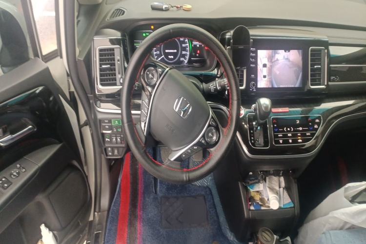 Used Honda Elysion 2019 2.0L Hybrid Luxury Edition Steering Wheel