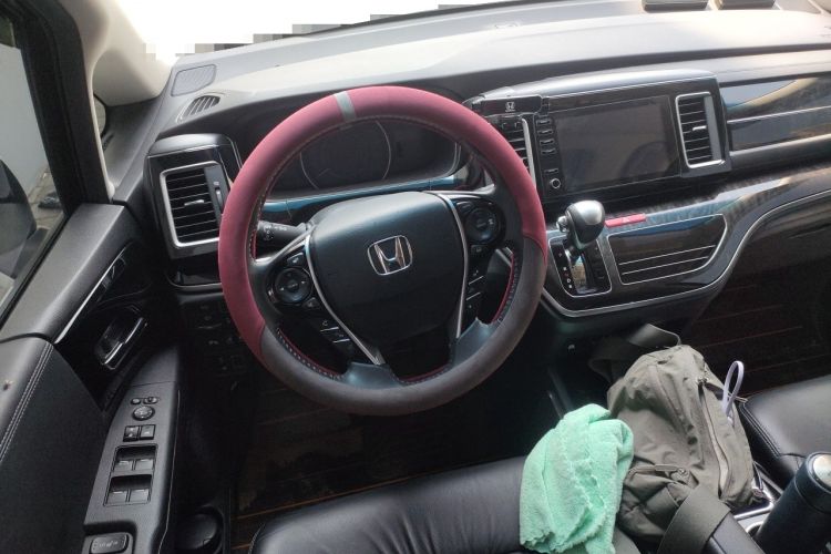 Used Honda Elysion 2019 2.0L Hybrid Luxury Edition Steering Wheel