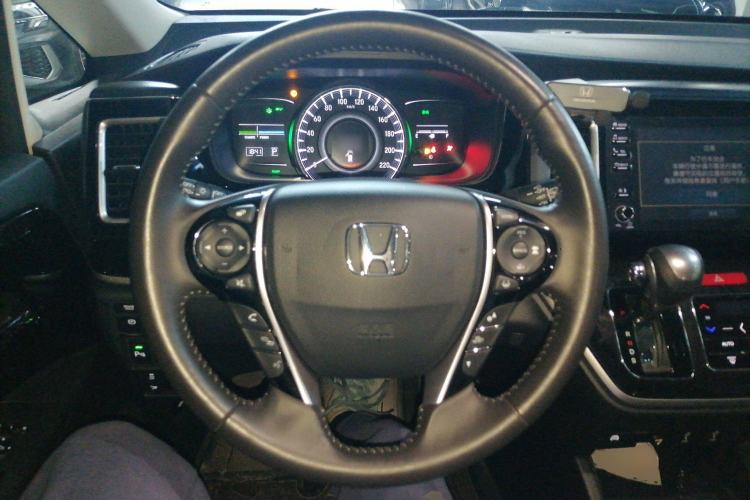 Used Honda Elysion 2019 2.0L Hybrid Luxury Edition Steering Wheel