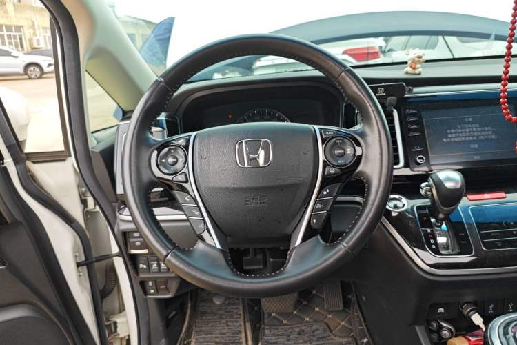 Used Honda Elysion 2019 2.0L Hybrid Luxury Edition Steering Wheel