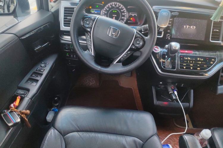 Used Honda Elysion 2019 2.0L Hybrid Luxury Edition Steering Wheel