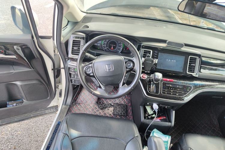 Used Honda Elysion 2019 2.0L Hybrid Comfort Edition Steering Wheel