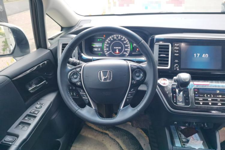 Used Honda Elysion 2019 2.0L Hybrid Luxury Edition Steering Wheel