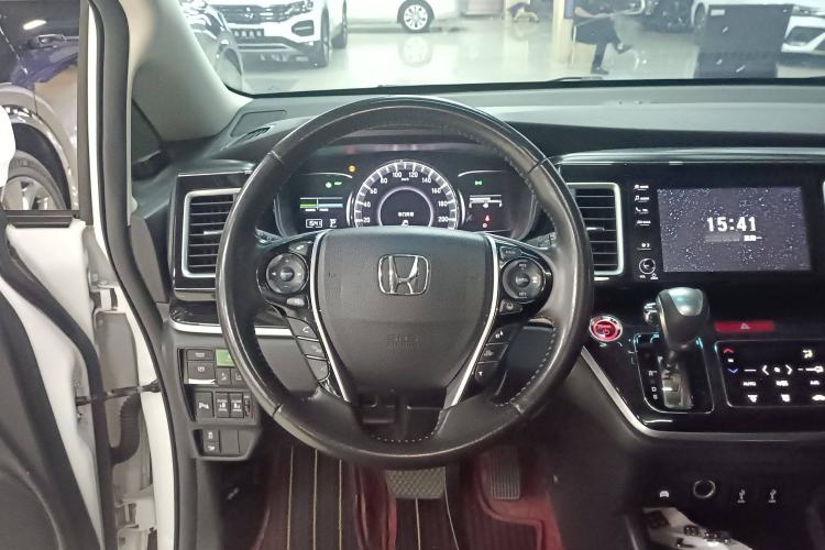 Used Honda Elysion 2019 2.0L Hybrid Luxury Edition Steering Wheel