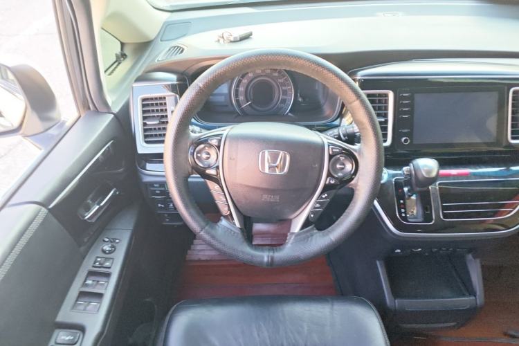 Used Honda Elysion 2019 2.0L Hybrid Luxury Edition Steering Wheel