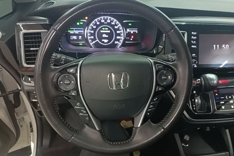 Used Honda Elysion 2019 2.0L Hybrid Luxury Edition Steering Wheel