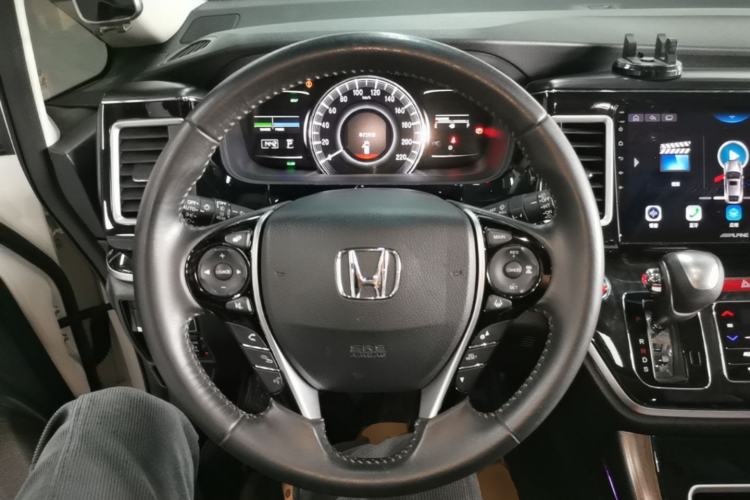 Used Honda Elysion 2019 2.0L Hybrid Luxury Edition Steering Wheel