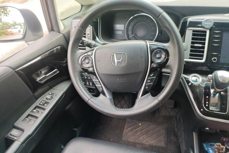 Used Honda Elysion 2019 2.0L Hybrid Luxury Edition Steering Wheel