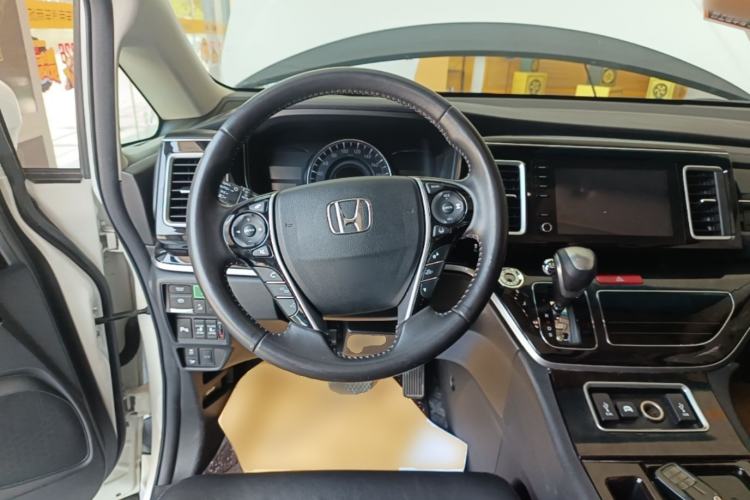 Used Honda Elysion 2019 2.0L Hybrid Luxury Edition Steering Wheel