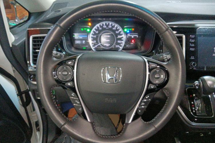 Used Honda Elysion 2019 2.0L Hybrid Luxury Edition Steering Wheel