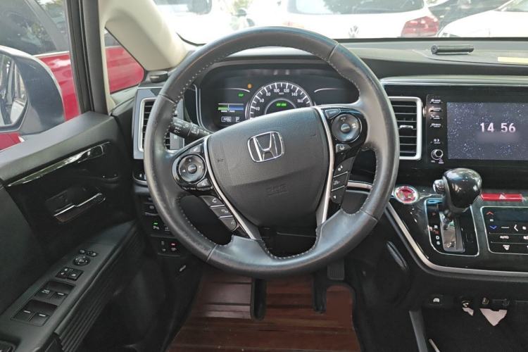 Used Honda Elysion 2019 2.0L Hybrid Luxury Edition Steering Wheel