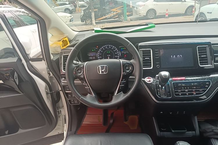 Used Honda Elysion 2019 2.0L Hybrid Luxury Edition Steering Wheel