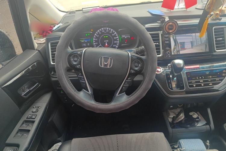 Used Honda Elysion 2019 2.0L Hybrid Luxury Edition Steering Wheel