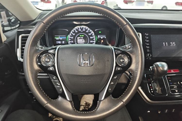 Used Honda Elysion 2019 2.0L Hybrid Supreme Edition Steering Wheel