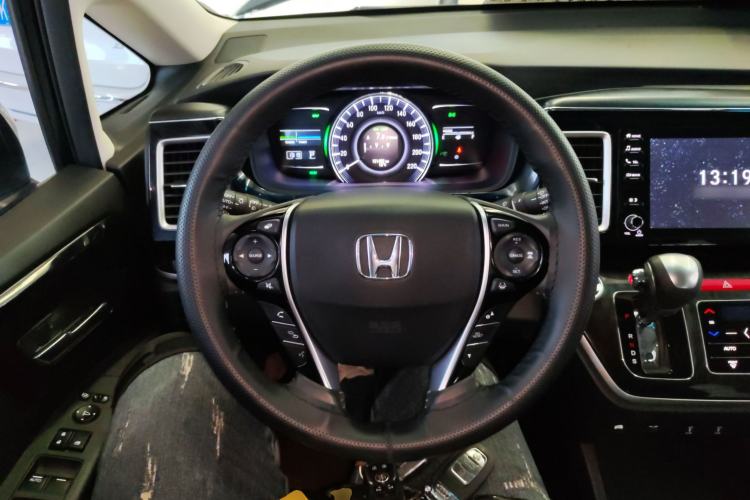 Used Honda Elysion 2019 2.0L Hybrid Luxury Edition Steering Wheel