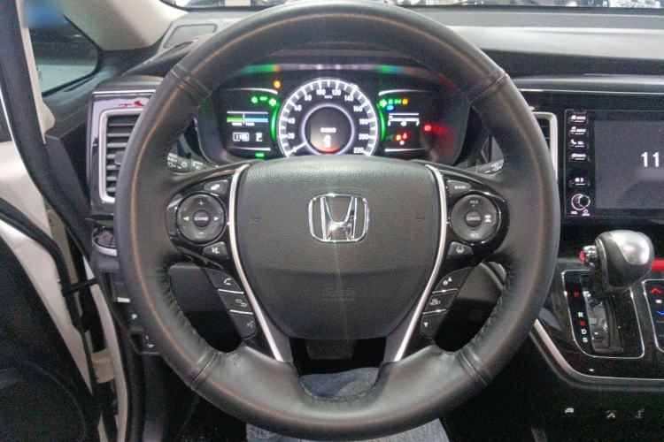 Used Honda Elysion 2019 2.0L Hybrid Comfort Edition Steering Wheel