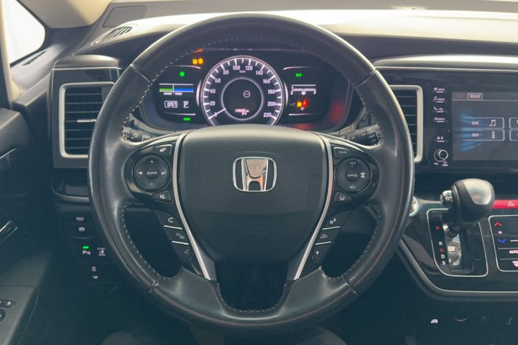 Used Honda Elysion 2019 2.0L Hybrid Luxury Edition Steering Wheel