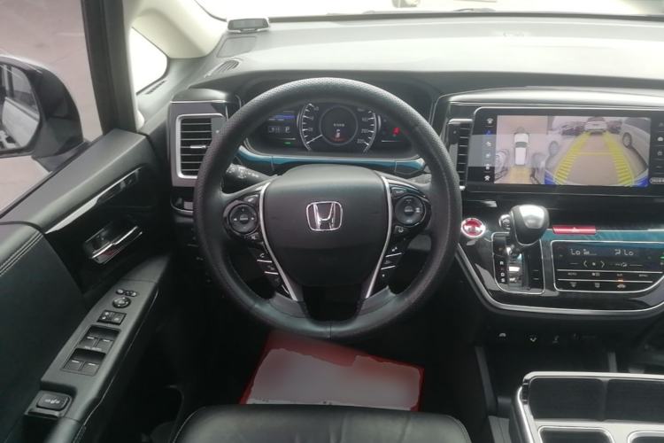 Used Honda Elysion 2019 2.0L Hybrid Supreme Edition Steering Wheel
