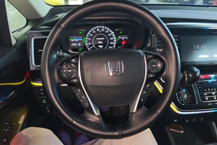 Used Honda Elysion 2019 2.0L Hybrid Luxury Edition Steering Wheel
