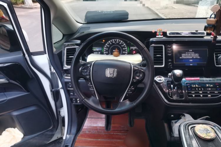 Used Honda Elysion 2019 2.0L Hybrid Comfort Edition Steering Wheel