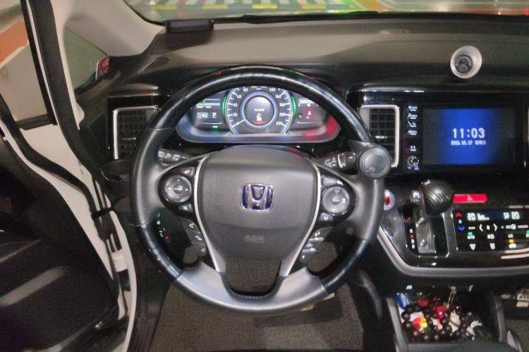 Used Honda Elysion 2019 2.0L Hybrid Luxury Edition Steering Wheel