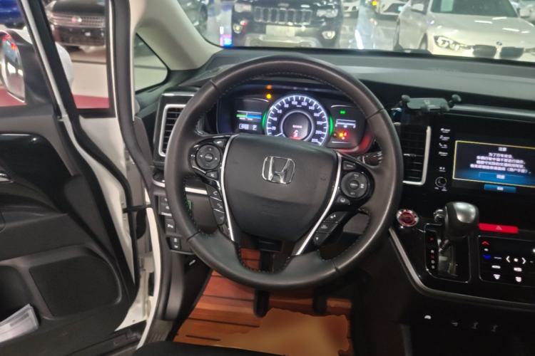Used Honda Elysion 2019 2.0L Hybrid Luxury Edition Steering Wheel