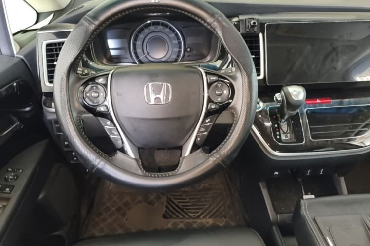 Used Honda Elysion 2019 2.0L Hybrid Luxury Edition Steering Wheel
