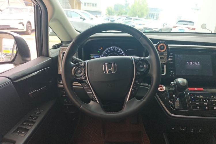 Used Honda Elysion 2019 2.0L Hybrid Luxury Edition Steering Wheel