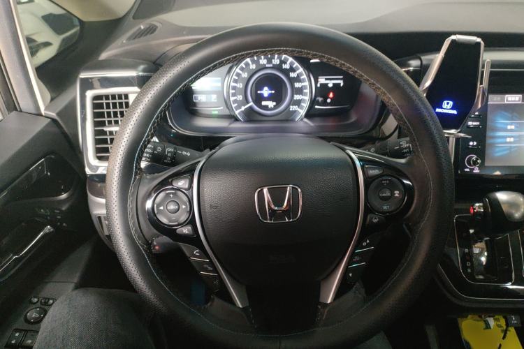 Used Honda Elysion 2019 2.0L Hybrid Luxury Edition Steering Wheel