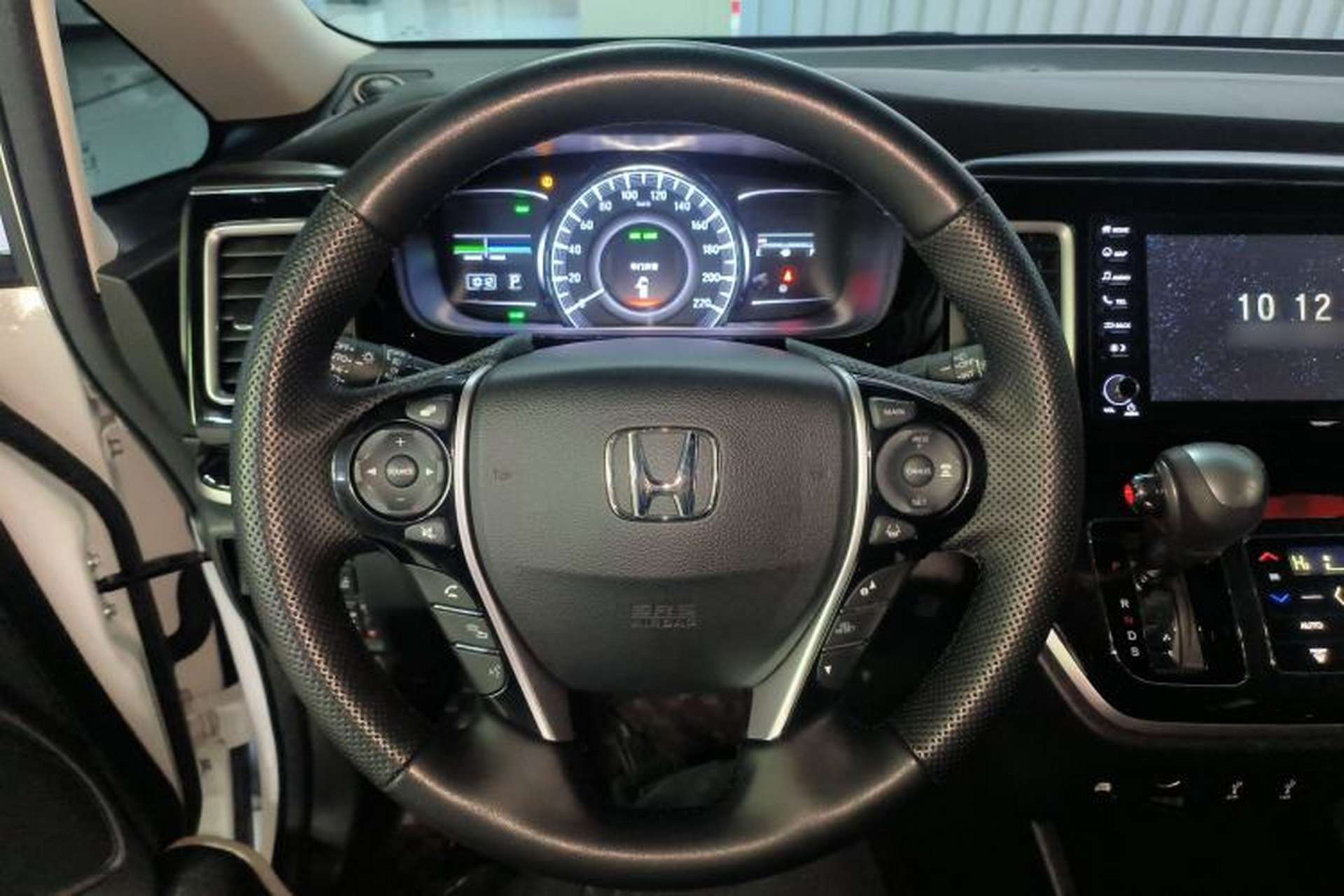 Used Honda Elysion 2019 2.0L Hybrid Supreme Edition Steering Wheel