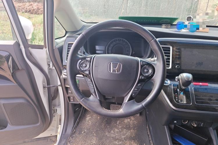 Used Honda Elysion 2019 2.0L Hybrid Luxury Edition Steering Wheel