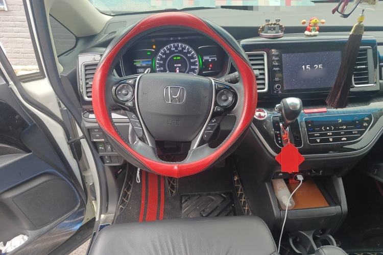 Used Honda Elysion 2019 2.0L Hybrid Luxury Edition Steering Wheel