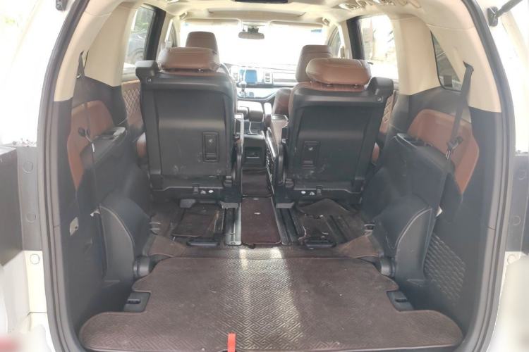 Used Honda Elysion 2019 2.0L Hybrid Supreme Edition Trunk