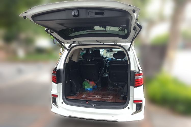 Used Honda Elysion 2019 2.0L Hybrid Supreme Edition Trunk
