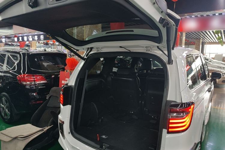 Used Honda Elysion 2019 2.0L Hybrid Supreme Edition Trunk