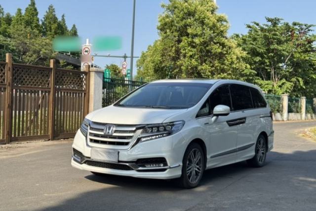 Used Honda Elysion 2019 2.0L Hybrid Luxury Edition