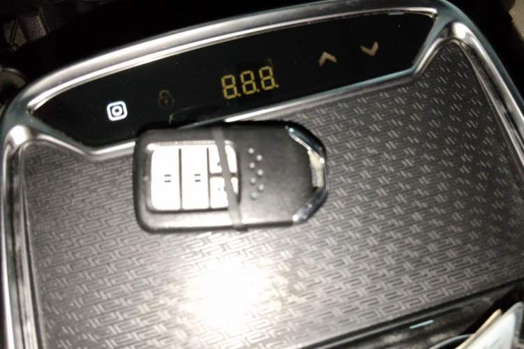 Used Honda Elysion 2019 2.0L Hybrid Luxury Edition Vehicle Key