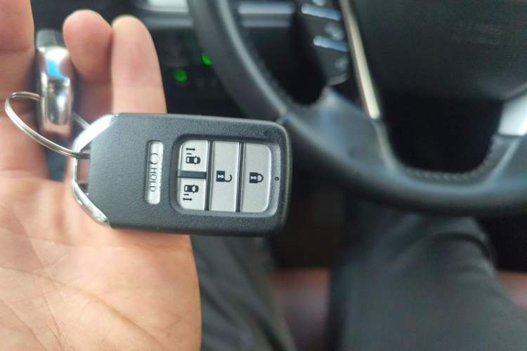 Used Honda Elysion 2019 2.0L Hybrid Supreme Edition Vehicle Key