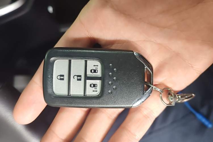 Used Honda Elysion 2019 2.0L Hybrid Luxury Edition Vehicle Key