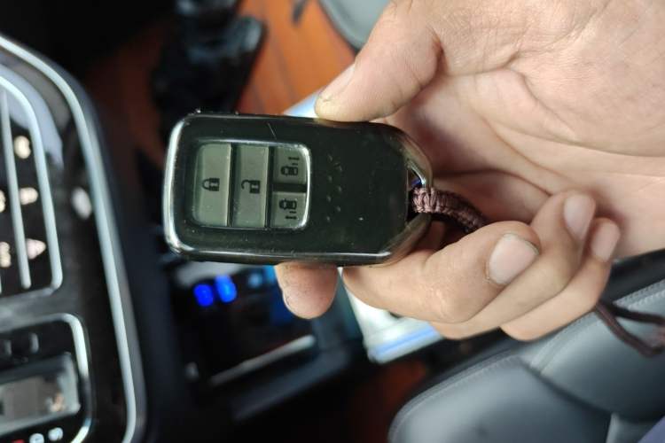 Used Honda Elysion 2019 2.0L Hybrid Luxury Edition Vehicle Key