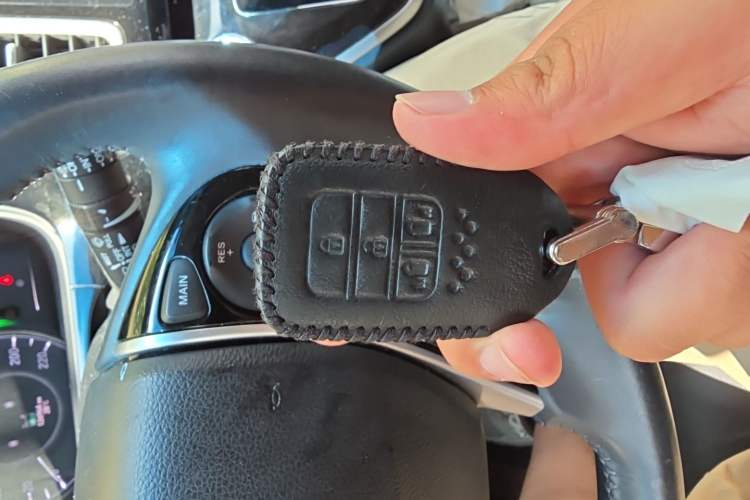 Used Honda Elysion 2019 2.0L Hybrid Luxury Edition Vehicle Key