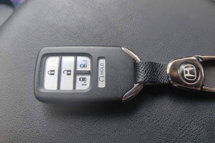 Used Honda Elysion 2019 2.0L Hybrid Supreme Edition Vehicle Key