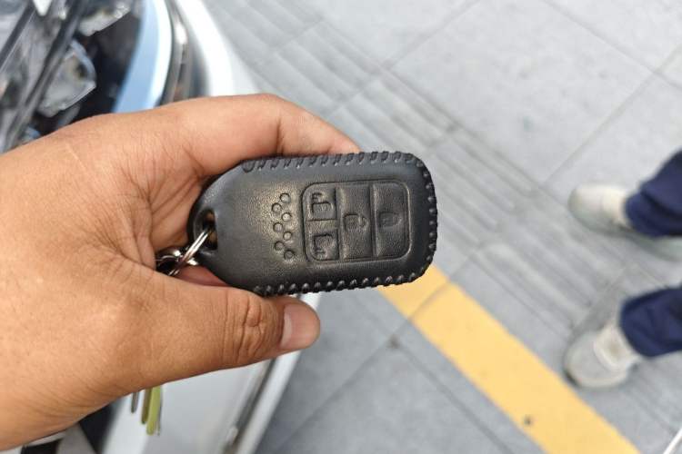 Used Honda Elysion 2019 2.0L Hybrid Luxury Edition Vehicle Key