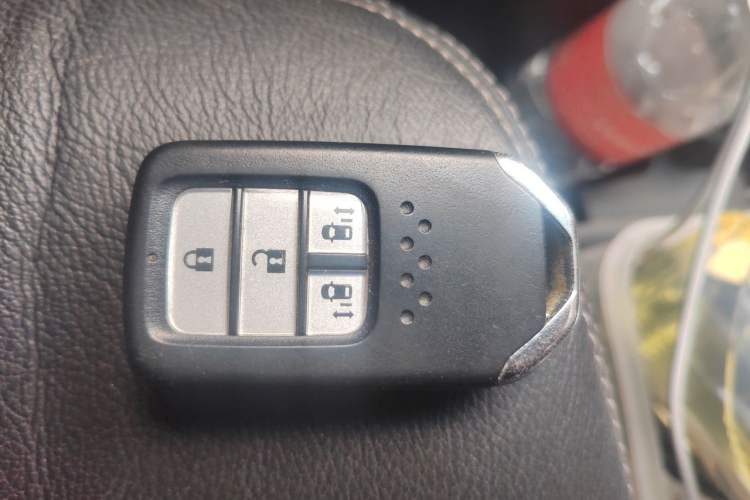 Used Honda Elysion 2019 2.0L Hybrid Luxury Edition Vehicle Key