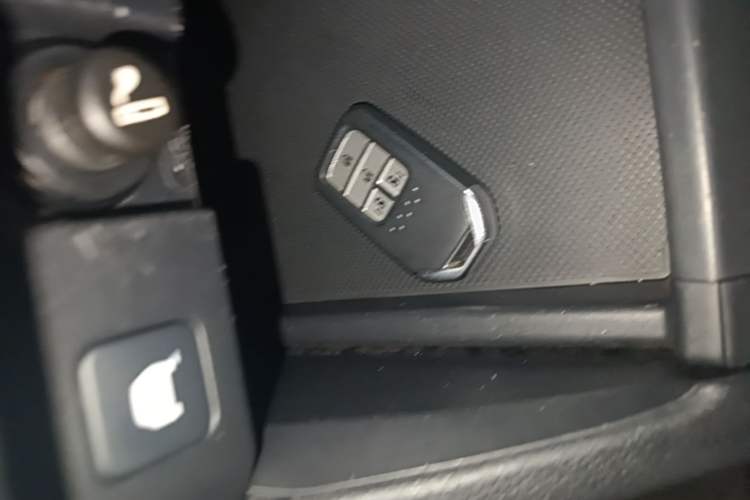 Used Honda Elysion 2019 2.0L Hybrid Luxury Edition Vehicle Key