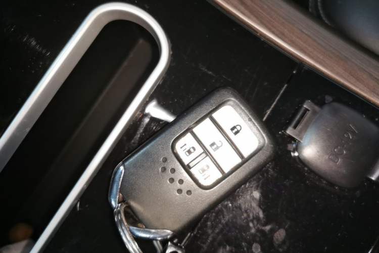 Used Honda Elysion 2019 2.0L Hybrid Luxury Edition Vehicle Key