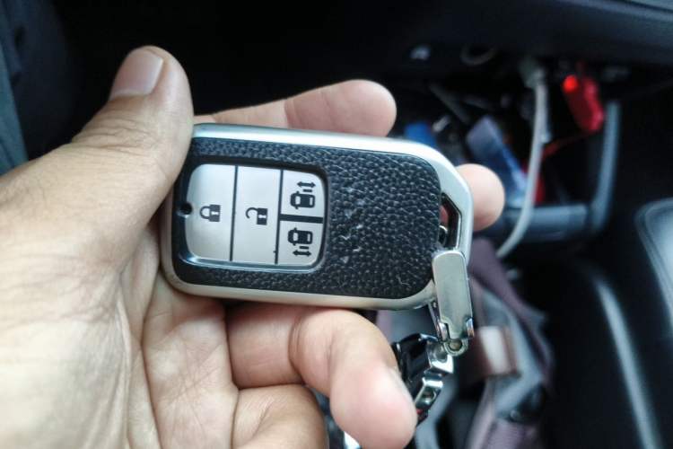 Used Honda Elysion 2019 2.0L Hybrid Luxury Edition Vehicle Key