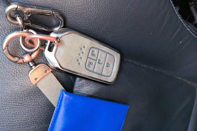 Used Honda Elysion 2019 2.0L Hybrid Luxury Edition Vehicle Key